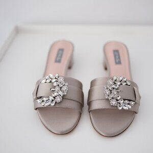 SJP BY SARAH JESSICA PARKER SAMPLE SIZE 37